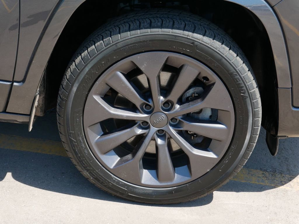 Used 2020 Jeep Cherokee High Altitude AWD/4WD image 7