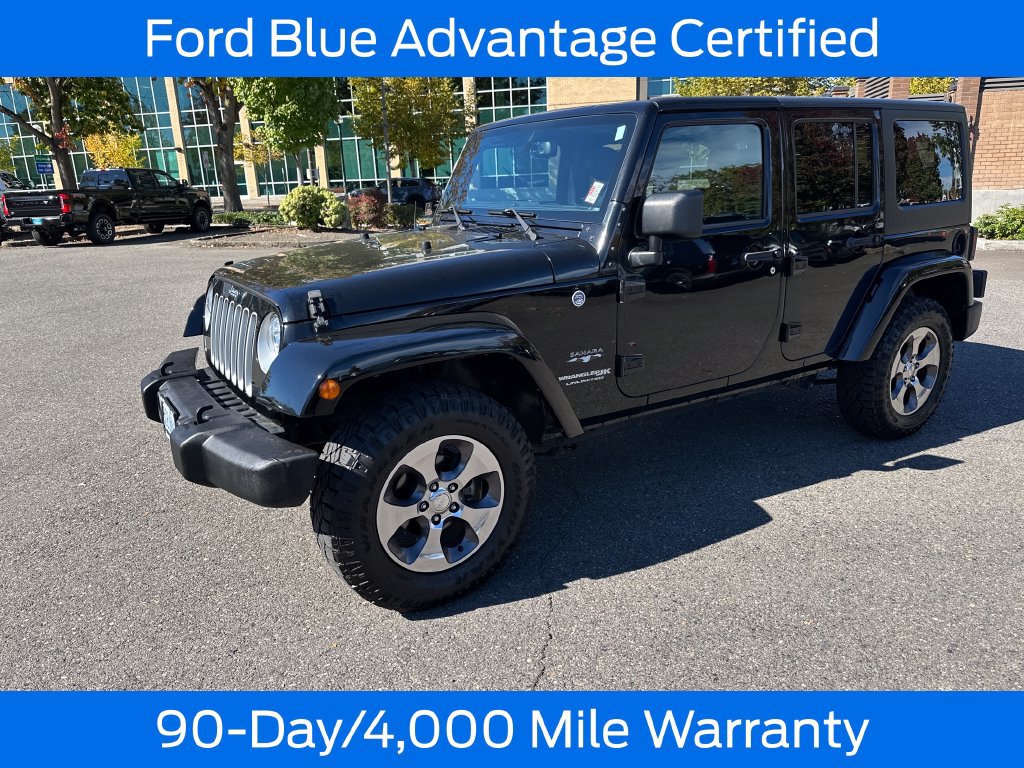 Used 2018 Jeep Wrangler Unlimited Sahara w/ Connectivity Group AWD/4WD image 3