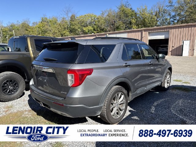 Certified 2023 Ford Explorer XLT w/ Equipment Group 202A AWD/4WD image 2