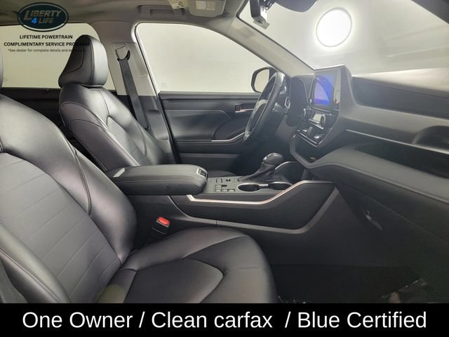 Used 2025 Toyota Highlander XLE AWD/4WD image 18