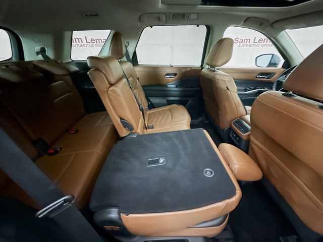 Used 2024 Nissan Pathfinder Platinum w/ Cargo Package FWD image 29