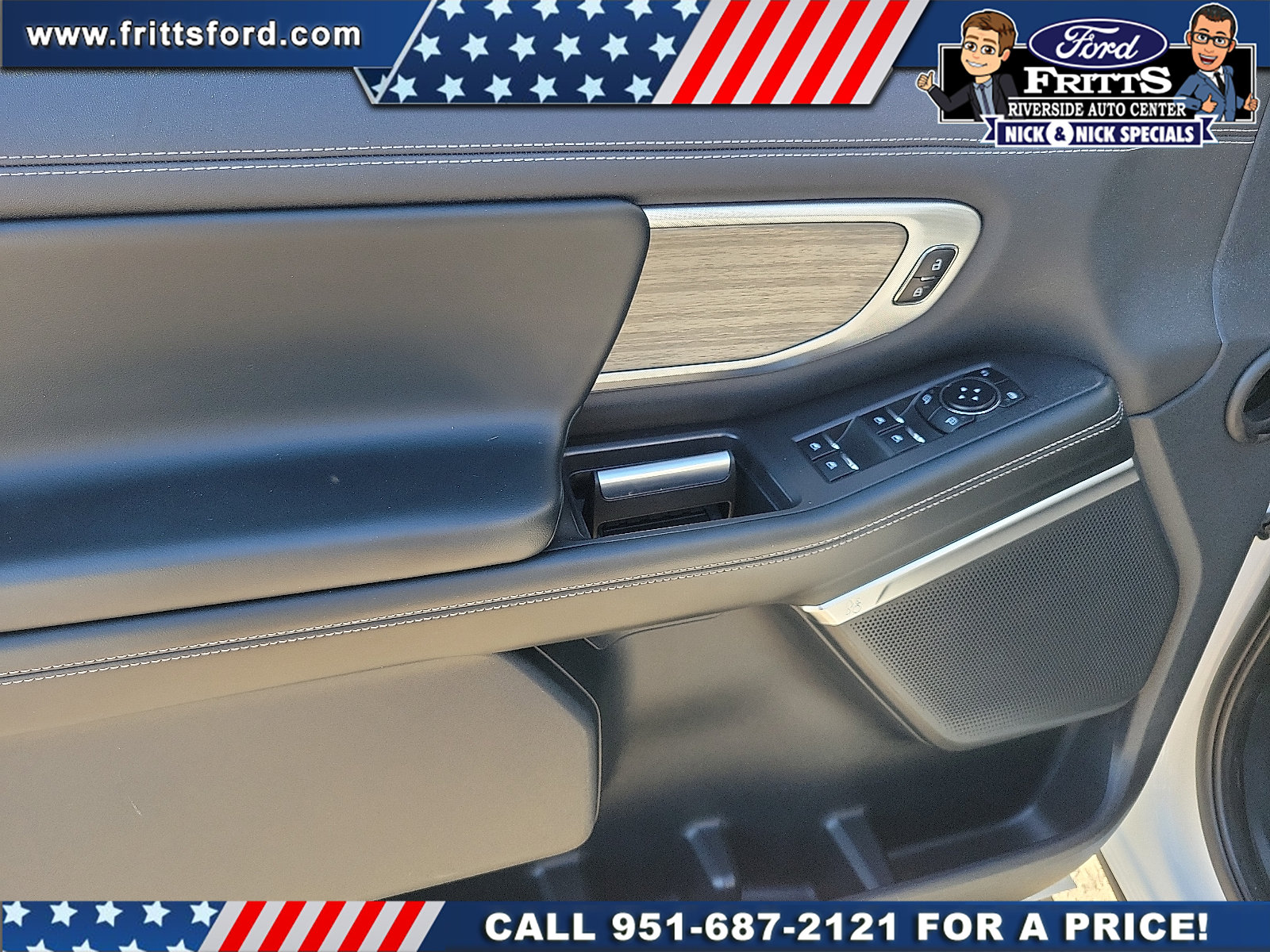 Certified 2025 Ford Expedition Max Platinum w/ Driver's Package AWD/4WD image 13