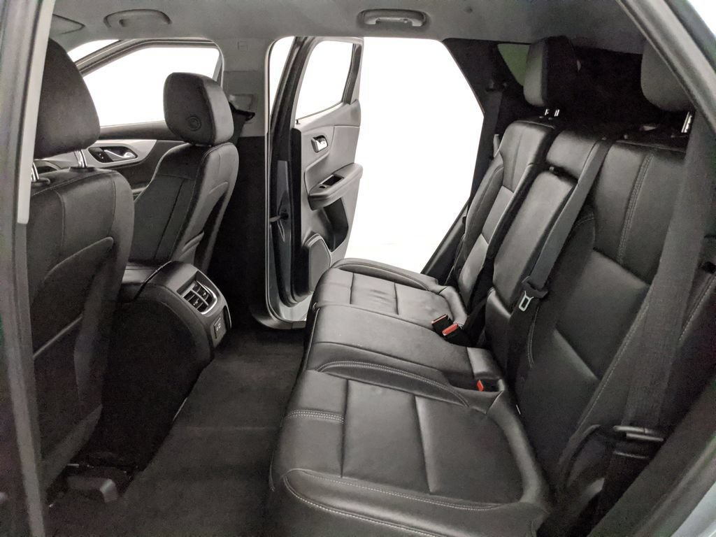 Used 2025 Chevrolet Blazer LT AWD/4WD image 17