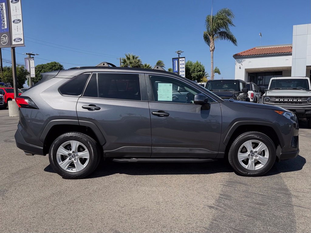 Used 2020 Toyota RAV4 XLE w/ Carpet Mat Package FWD image 9