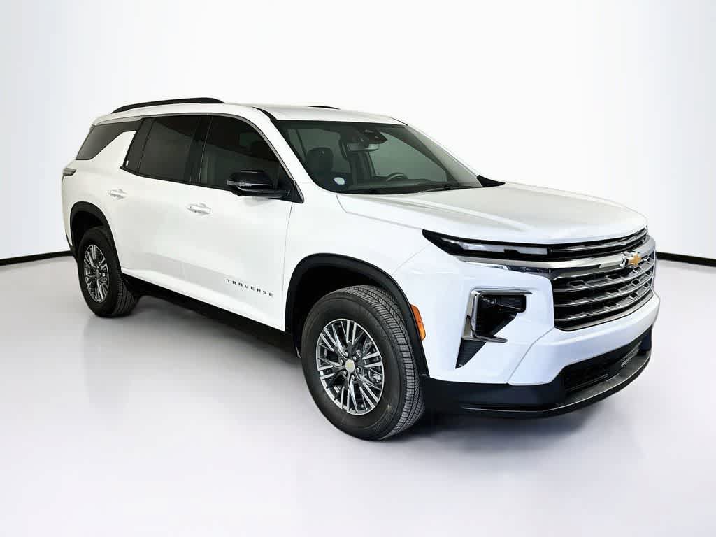 Used 2025 Chevrolet Traverse LT w/ Driver Confidence Package FWD image 24