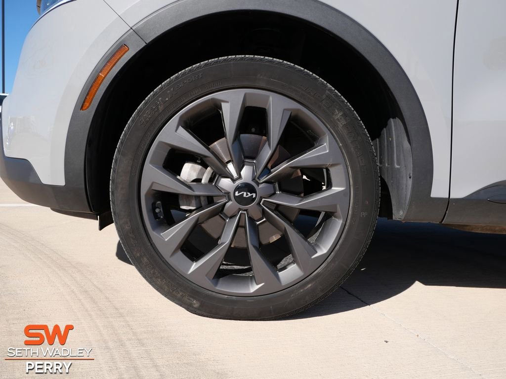 Used 2023 Kia Sorento SX Prestige image 11