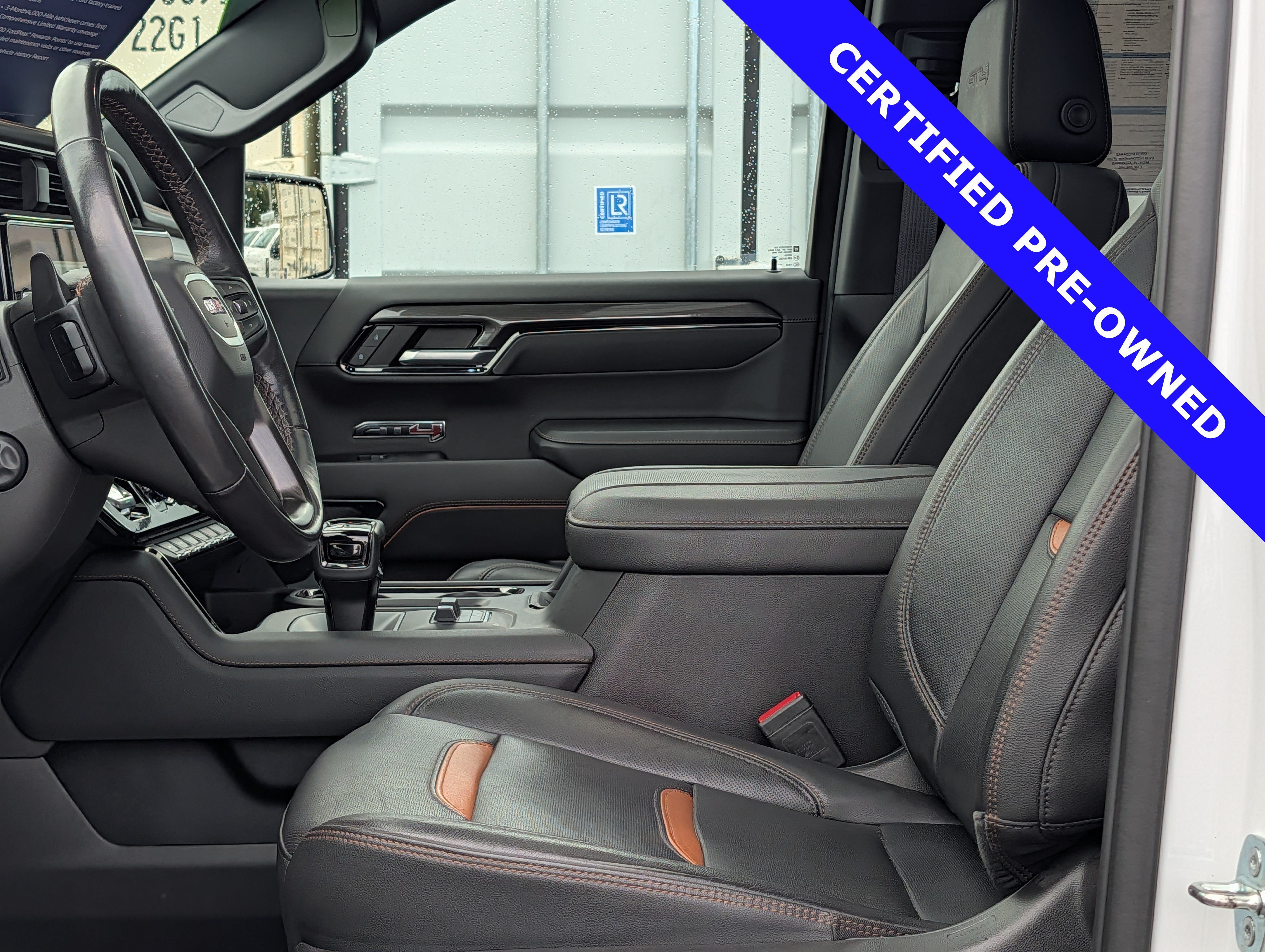 Used 2023 GMC Sierra 1500 AT4 w/ Technology Package AWD/4WD image 29