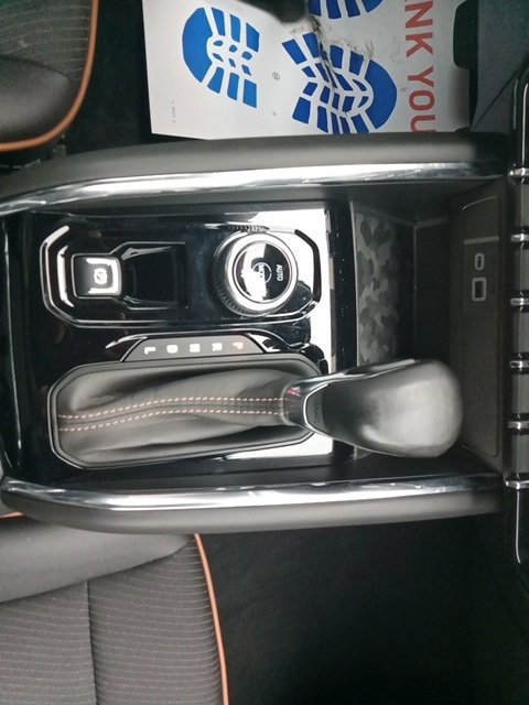 Used 2023 GMC Canyon AT4 image 28