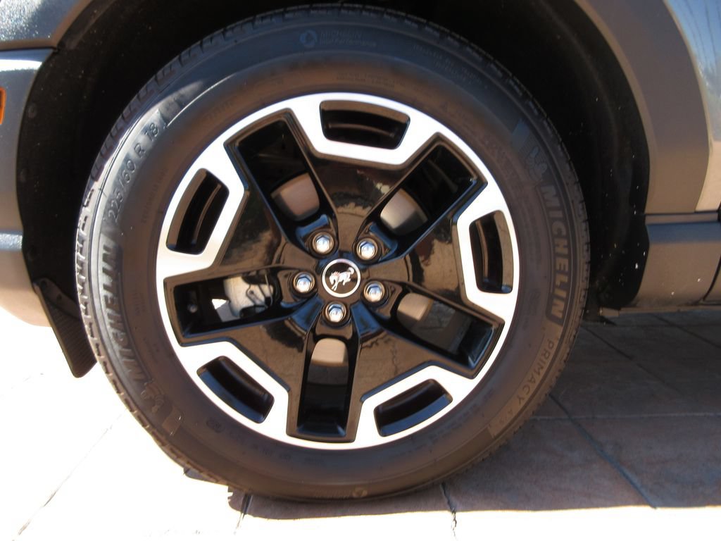 Certified 2024 Ford Bronco Sport Outer Banks AWD/4WD image 9