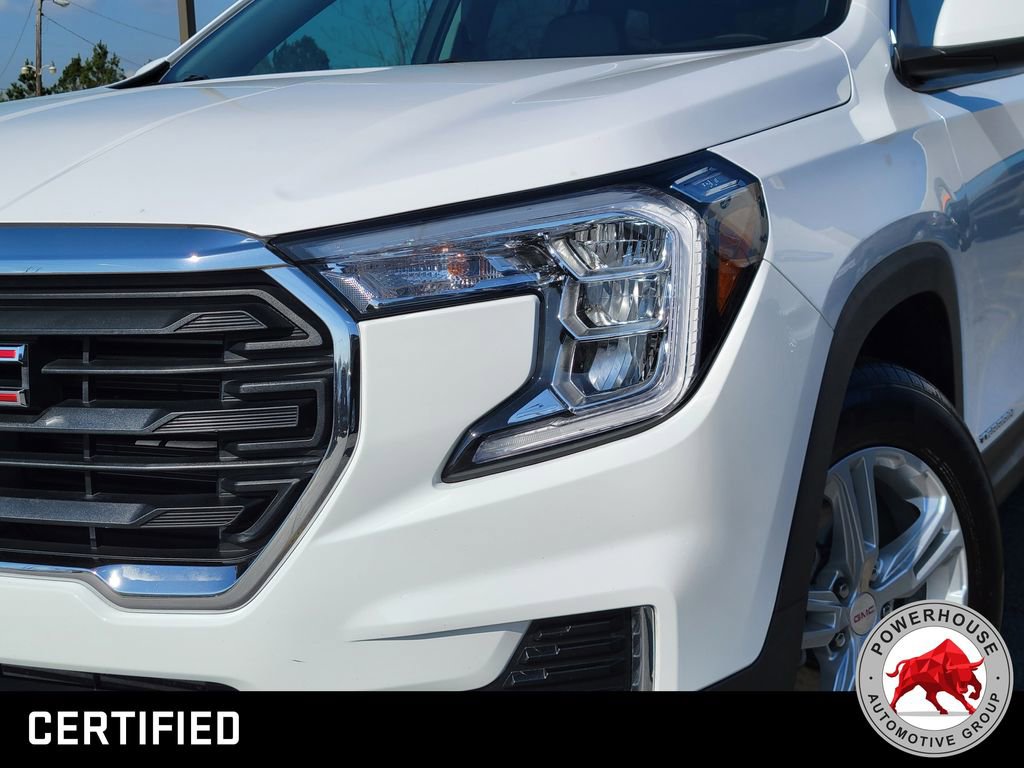 Used 2023 GMC Terrain SLE w/ Driver Convenience Package image 10