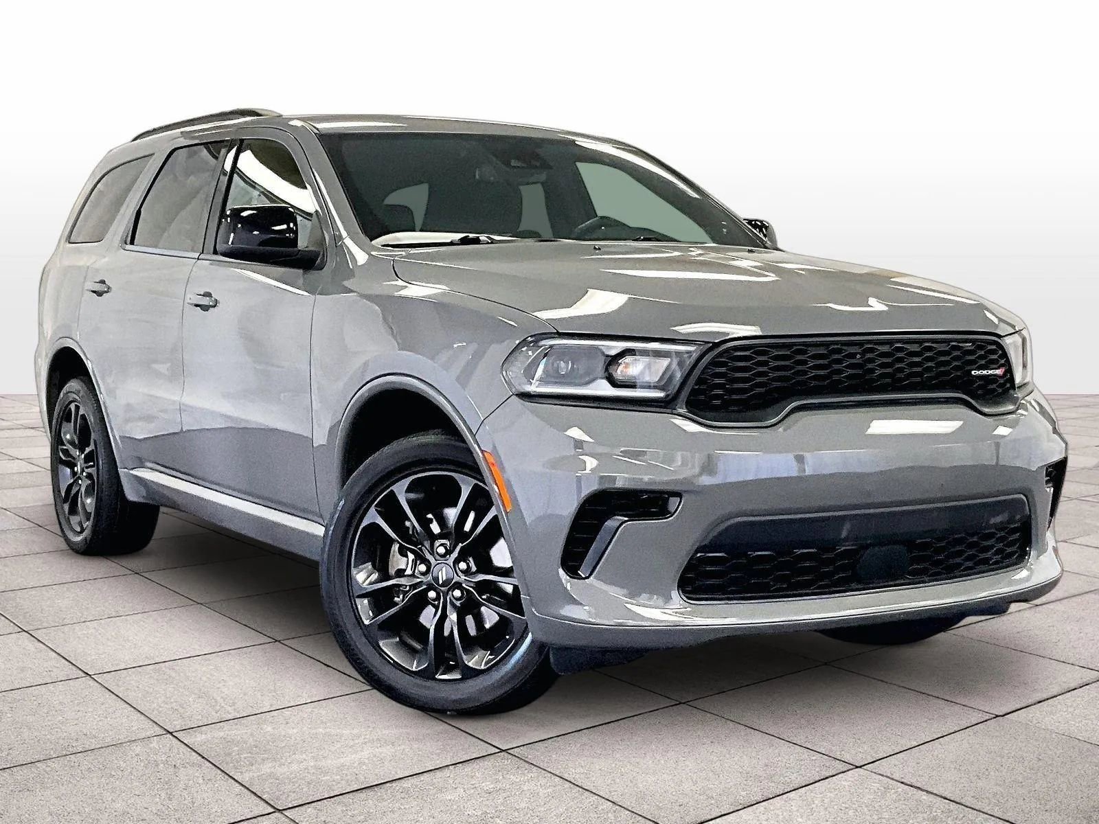 Used 2023 Dodge Durango GT AWD/4WD image 2