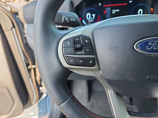 Certified 2025 Ford Explorer Active w/ Active Comfort Package RWD image 19