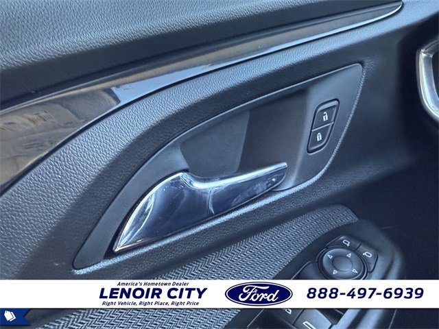 Used 2021 Chevrolet TrailBlazer LT w/ Sun and Liftgate Package image 24