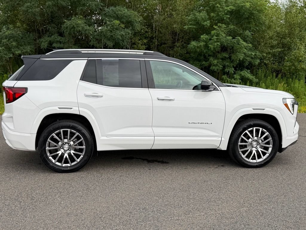 Used 2026 GMC Terrain Denali AWD/4WD image 30