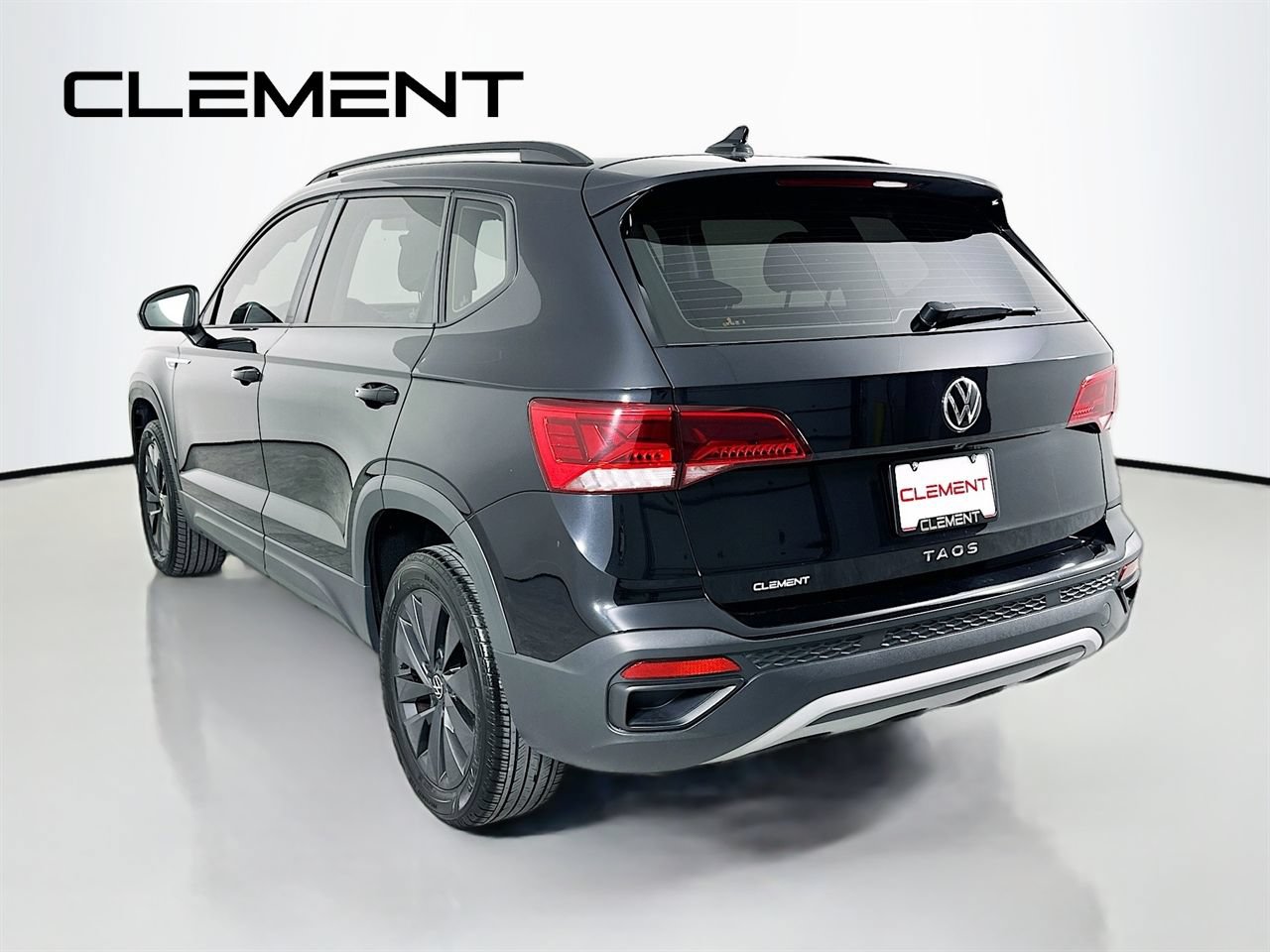 Used 2024 Volkswagen Taos S FWD image 7