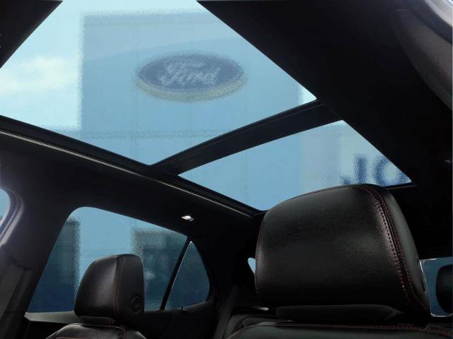 Used 2023 Chevrolet Equinox RS w/ RS Leather Package image 33