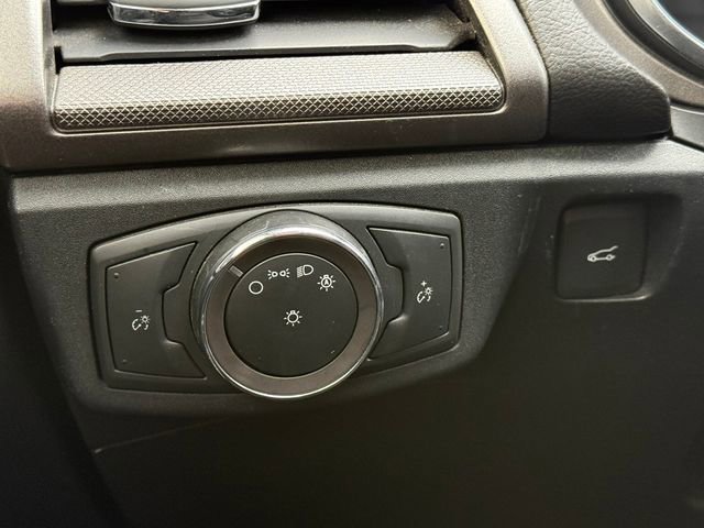 Certified 2020 Ford Fusion SE image 21