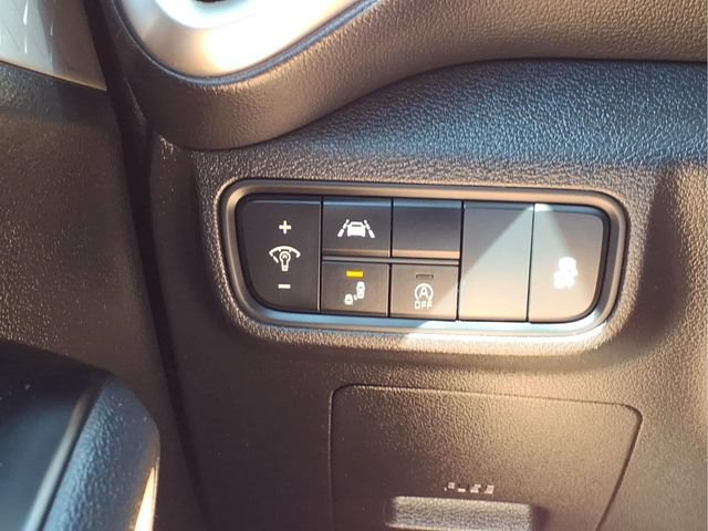 Used 2022 Kia Soul LX w/ Technology Package FWD image 24