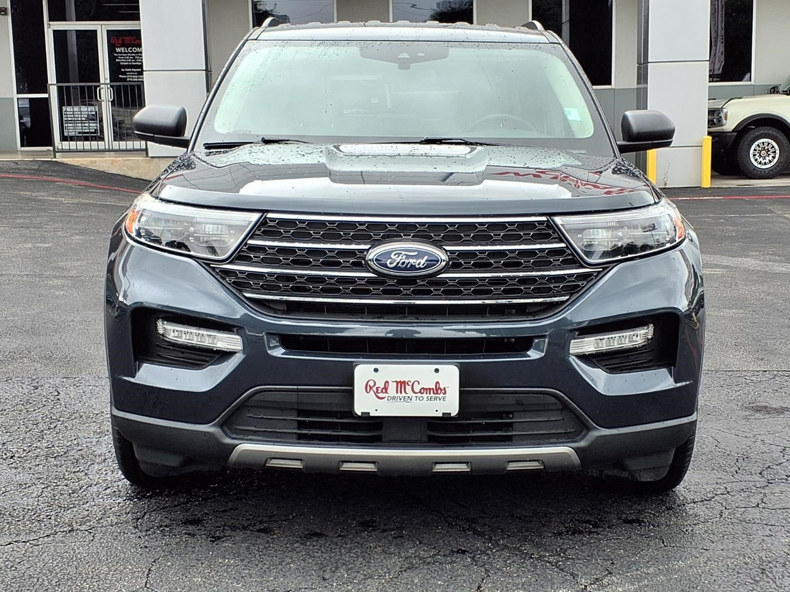 Certified 2022 Ford Explorer XLT w/ Equipment Group 202A RWD image 2