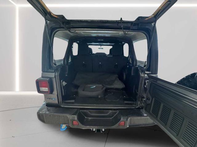 Used 2023 Jeep Wrangler Unlimited w/ Cold Weather Group AWD/4WD image 28