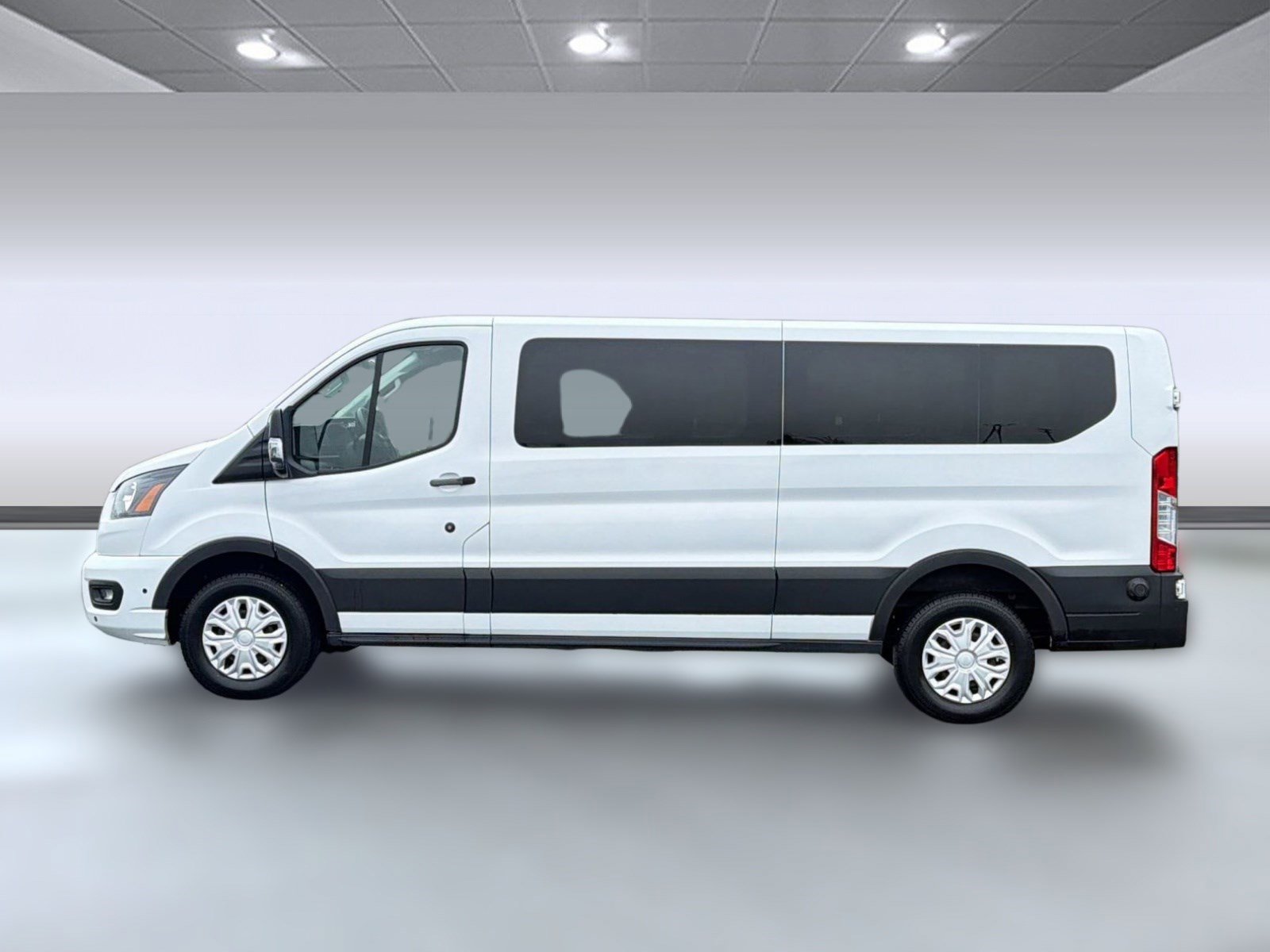 Certified 2024 Ford Transit 350 XLT RWD image 2