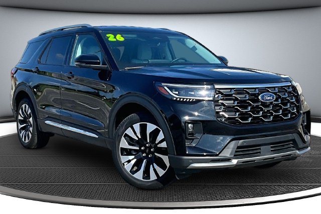 Certified 2026 Ford Explorer Platinum w/ LUX Leather Package AWD/4WD image 3