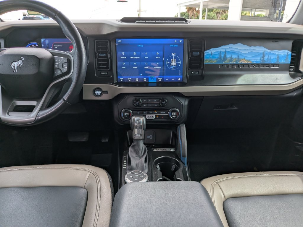 Certified 2023 Ford Bronco Wildtrak AWD/4WD image 15