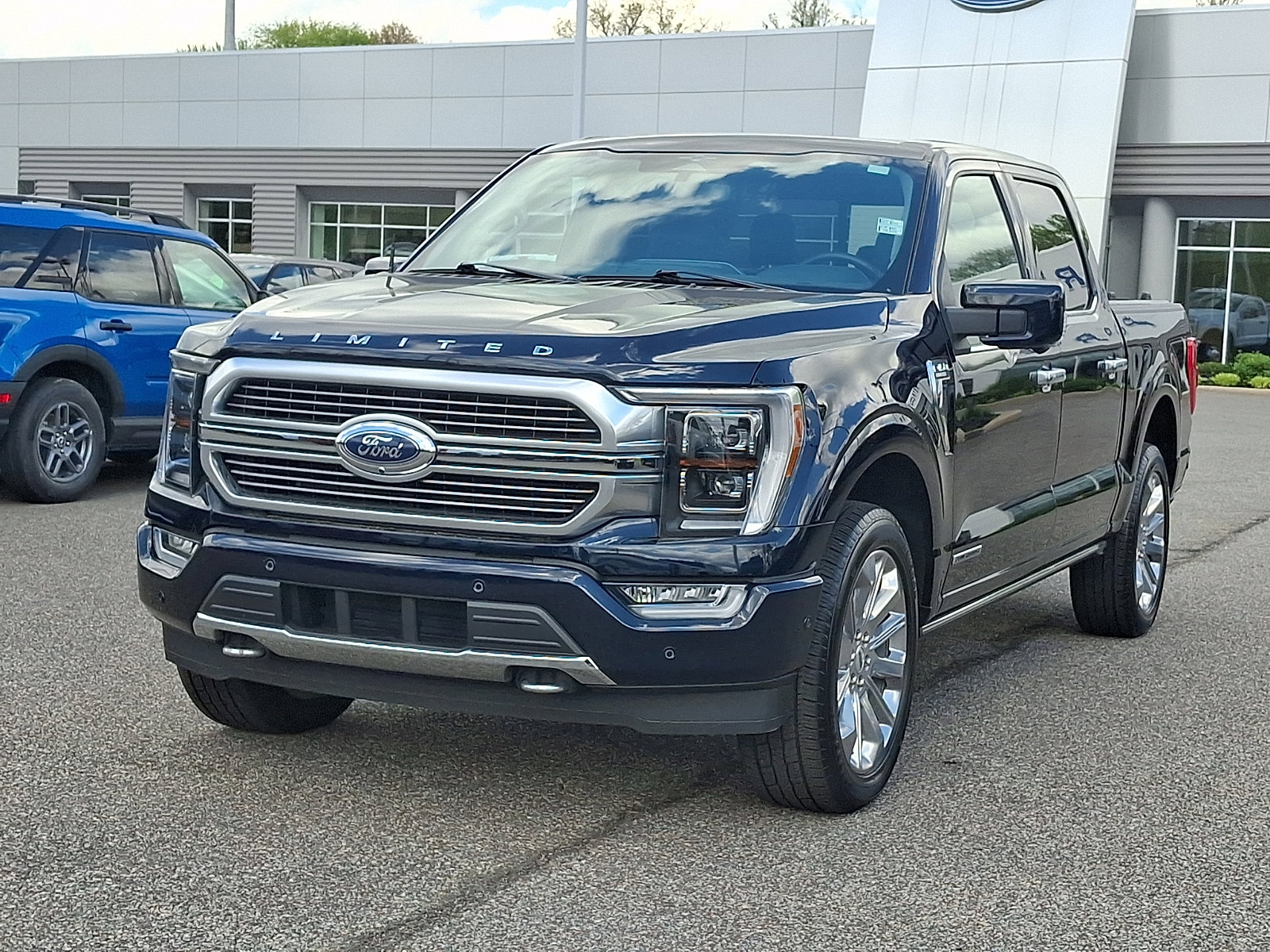 Certified 2023 Ford F150 Limited AWD/4WD image 4
