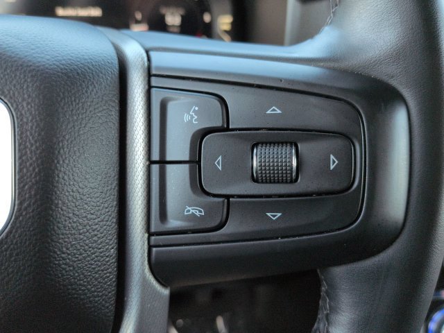 Used 2024 GMC Yukon Denali RWD image 29