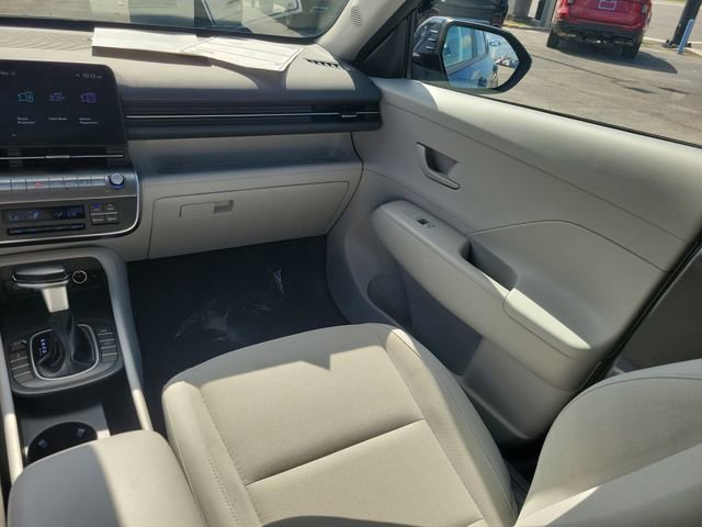 Used 2024 Hyundai Kona SEL AWD/4WD image 14