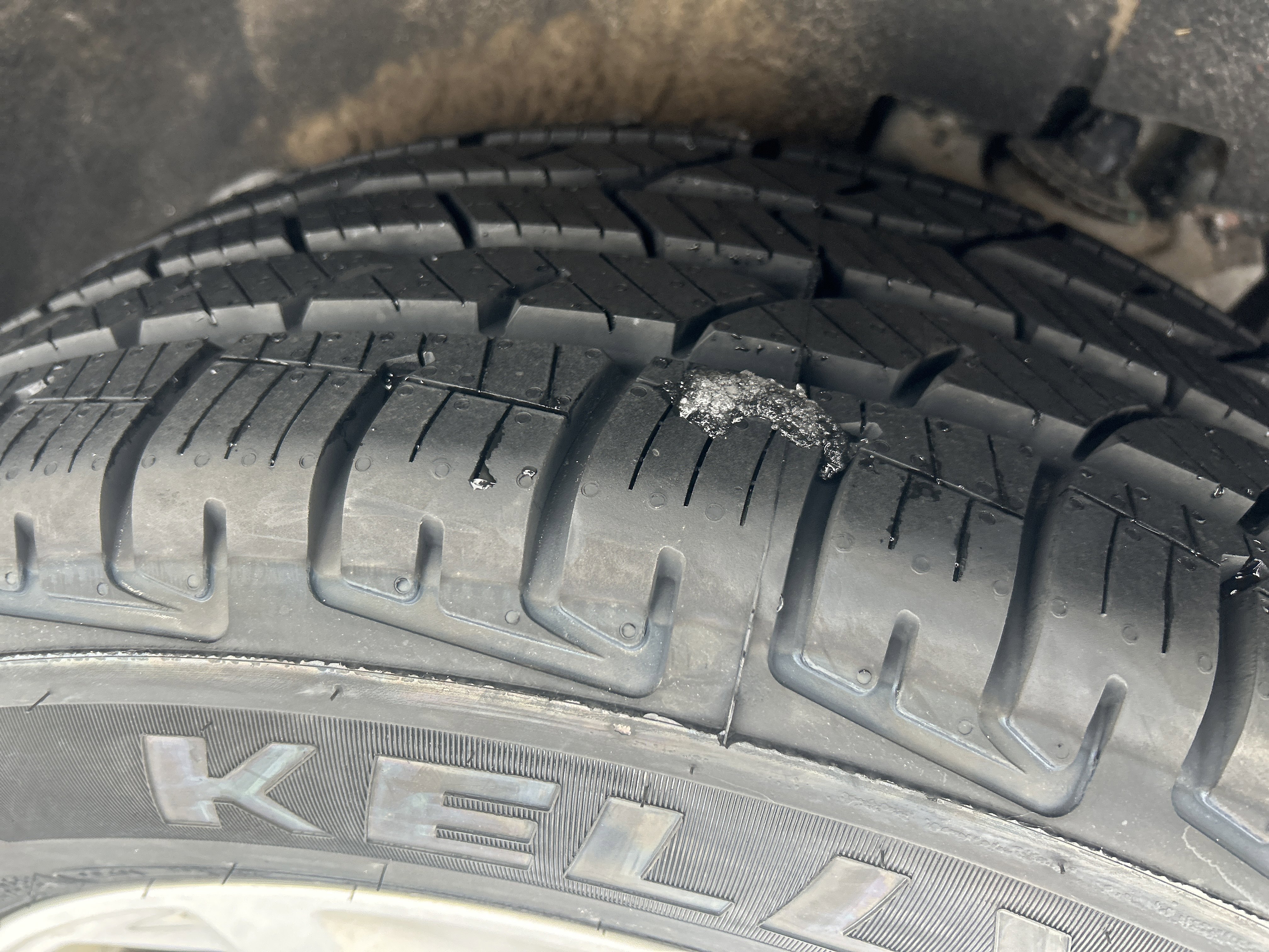 Certified 2020 Ford Edge SE image 23