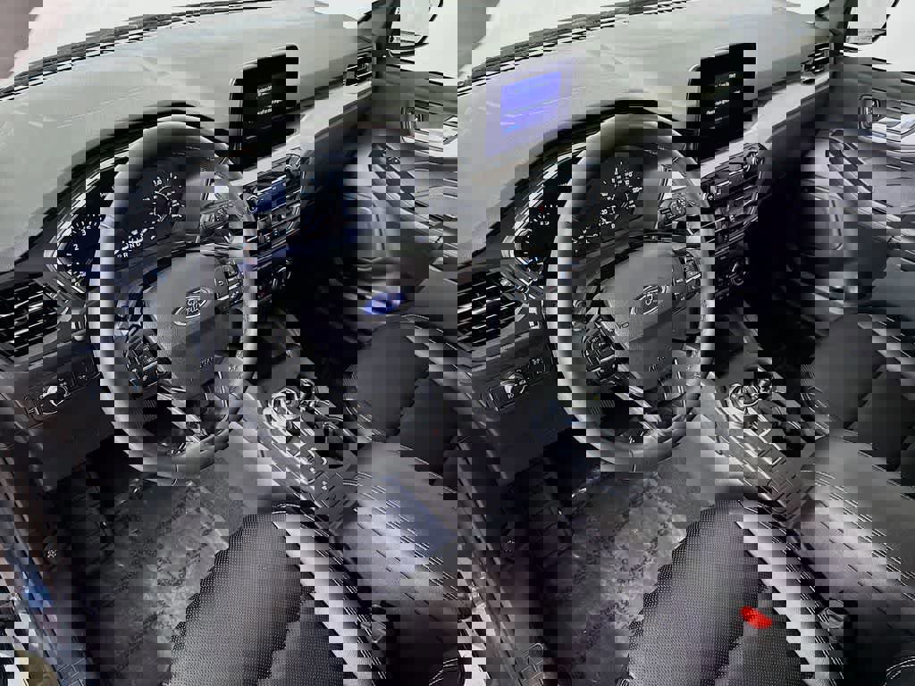 Certified 2022 Ford Escape SEL image 9