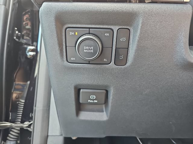 Certified 2025 Ford Expedition Platinum AWD/4WD image 35