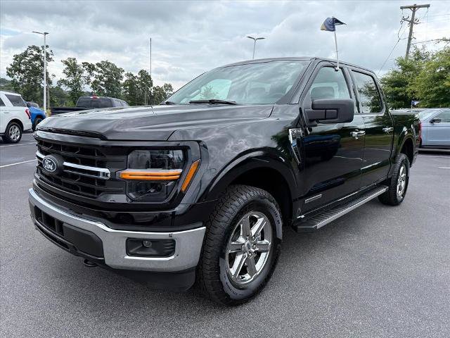 Certified 2025 Ford F150 XLT w/ Equipment Group 301A Standard AWD/4WD image 4