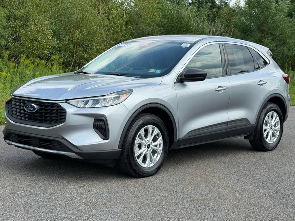 Certified 2023 Ford Escape Active AWD/4WD image 21