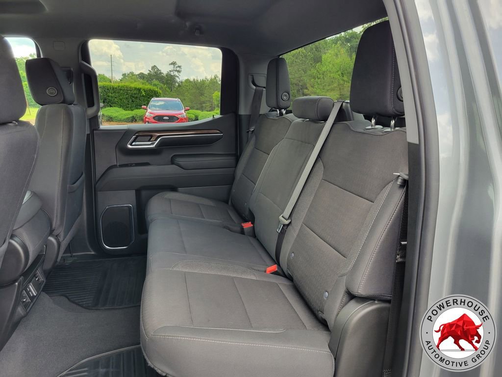 Used 2024 Chevrolet Silverado 1500 LT AWD/4WD image 16