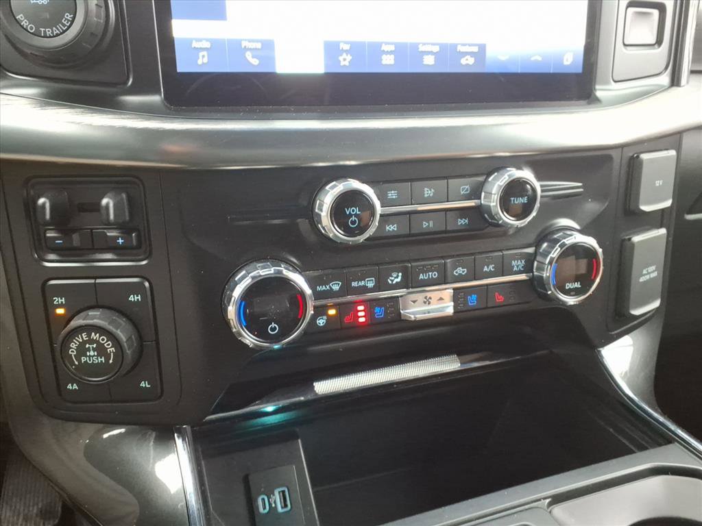 Certified 2021 Ford F150 Lariat w/ Equipment Group 502A High image 23