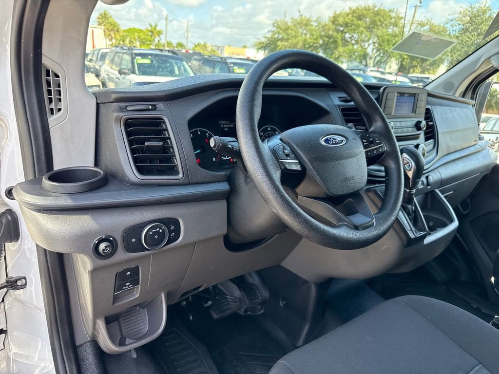 Certified 2024 Ford Transit 250 Low Roof w/ Exterior Upgrade Package RWD image 5
