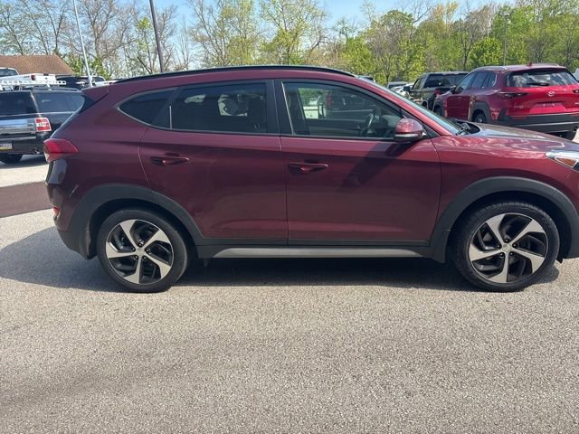 Used 2017 Hyundai Tucson Value AWD/4WD image 18