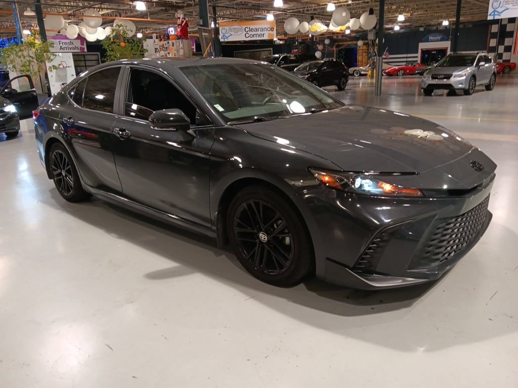 Used 2025 Toyota Camry SE w/ Multimedia Upgrade Package FWD image 1