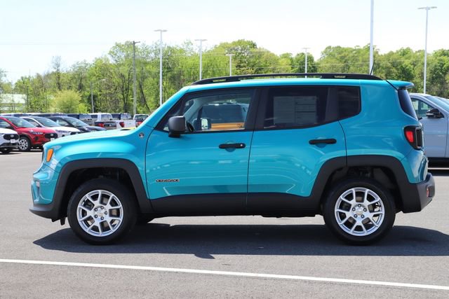 Used 2020 Jeep Renegade Sport w/ Sport Appearance Group AWD/4WD image 4