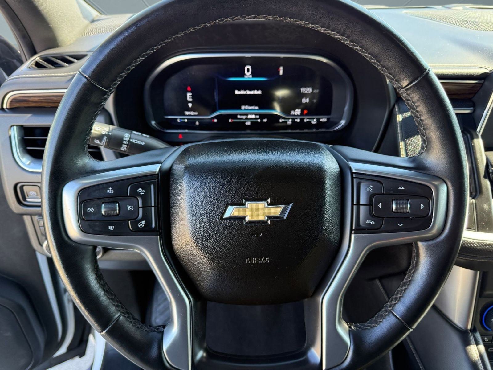 Used 2023 Chevrolet Suburban Premier image 15