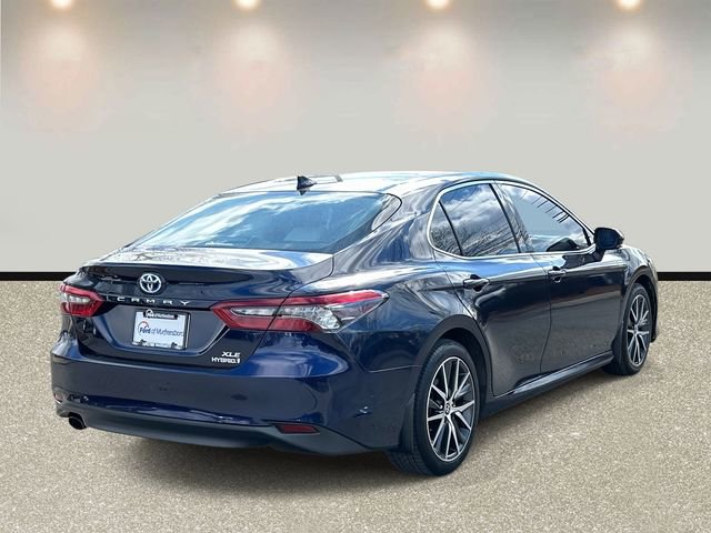 Used 2022 Toyota Camry XLE w/ Cold Weather Package image 5