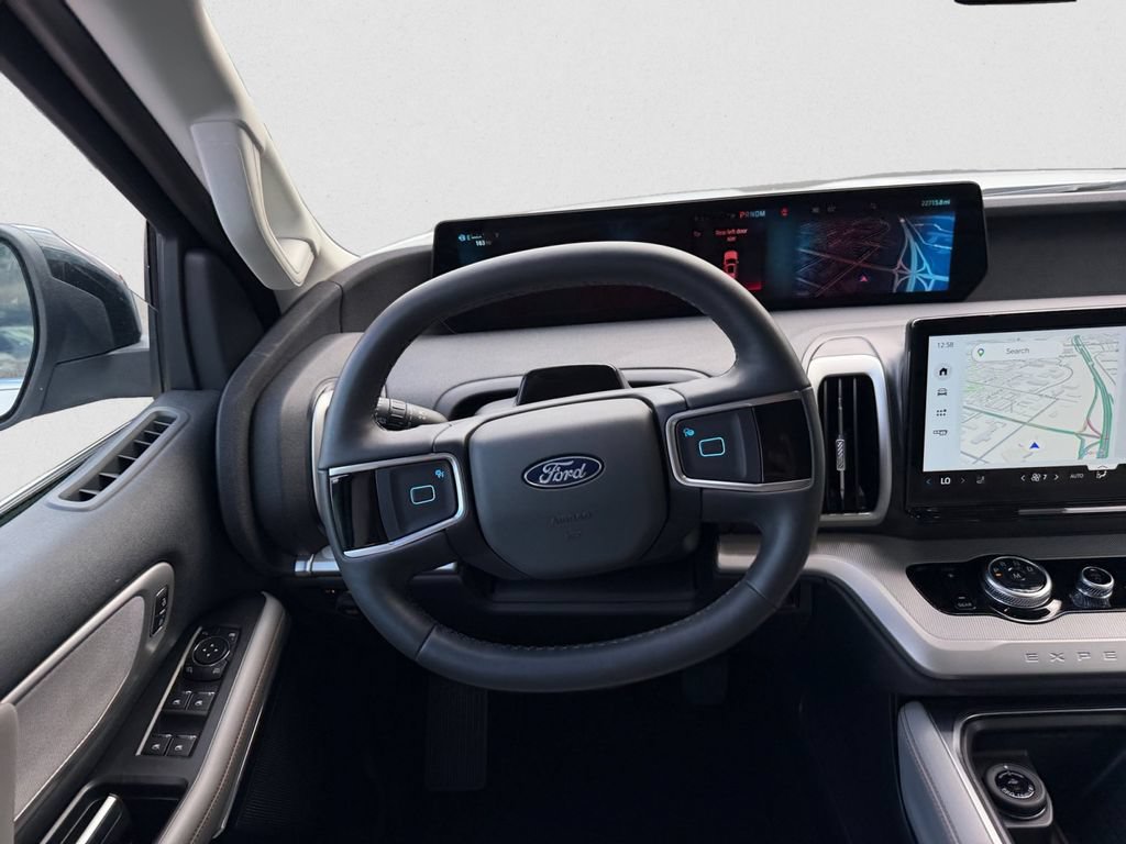 Certified 2025 Ford Expedition Active AWD/4WD image 12
