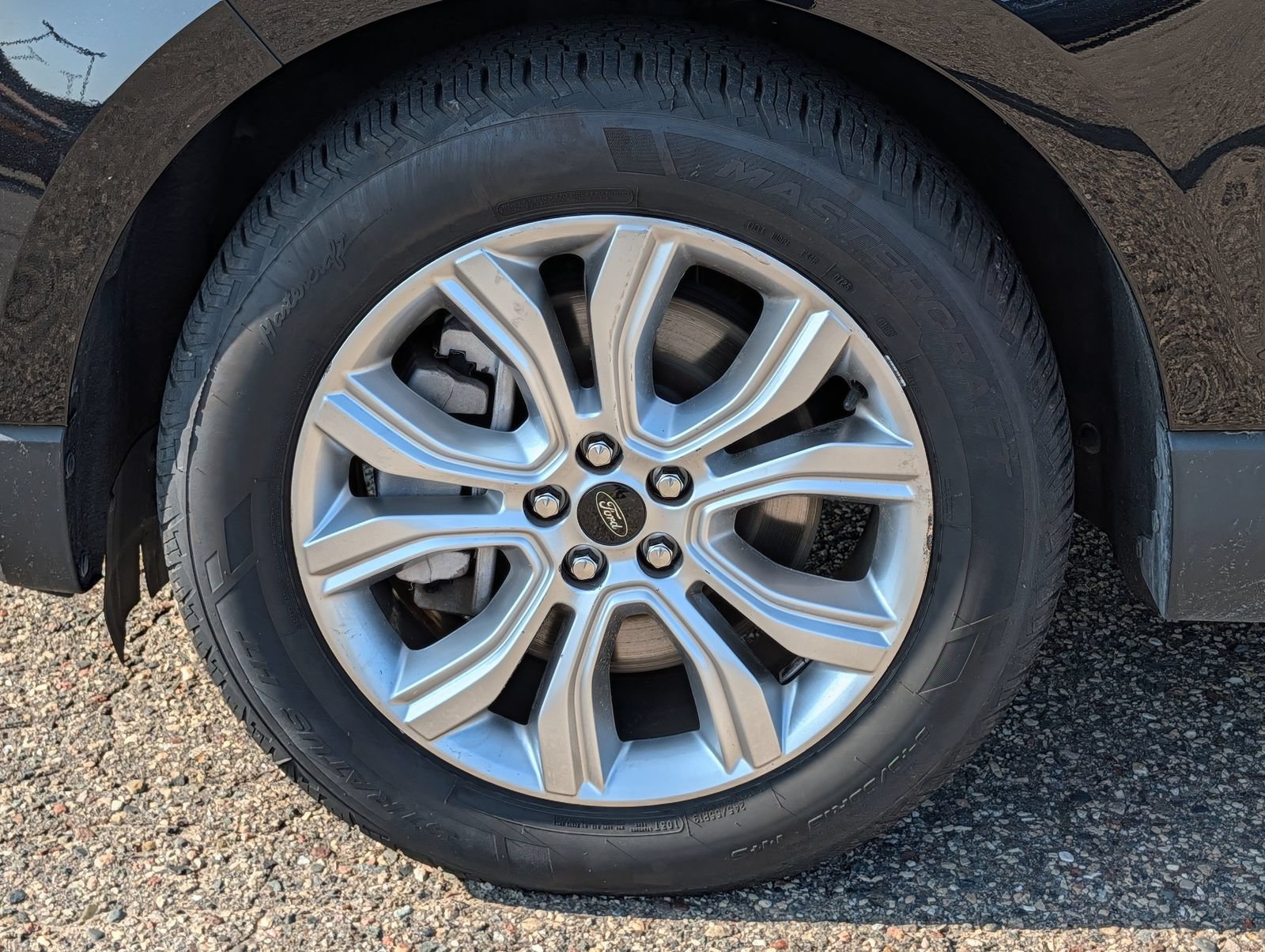 Certified 2023 Ford Edge Titanium AWD/4WD image 12