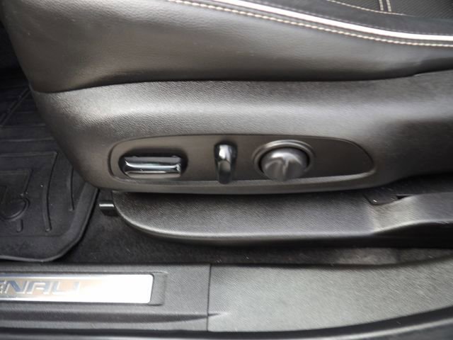 Used 2019 GMC Acadia Denali image 29