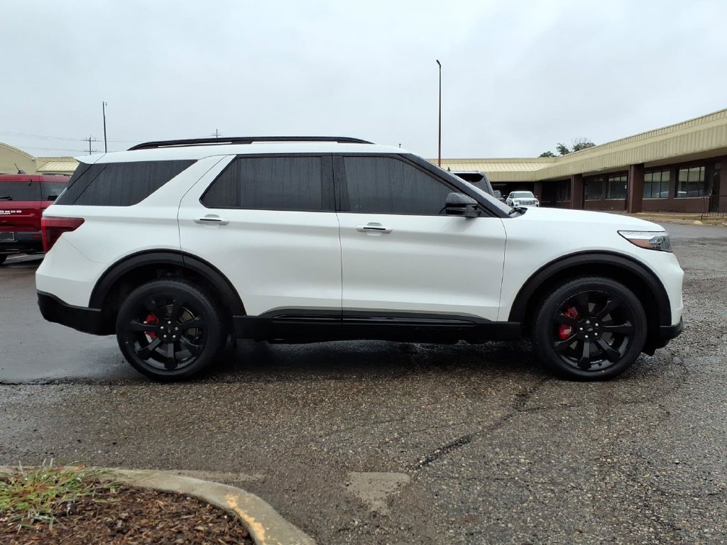 Certified 2023 Ford Explorer ST w/ Equipment Group 401A AWD/4WD image 6
