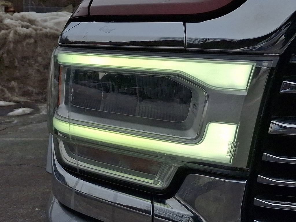 Used 2022 RAM 3500 Laramie AWD/4WD image 10