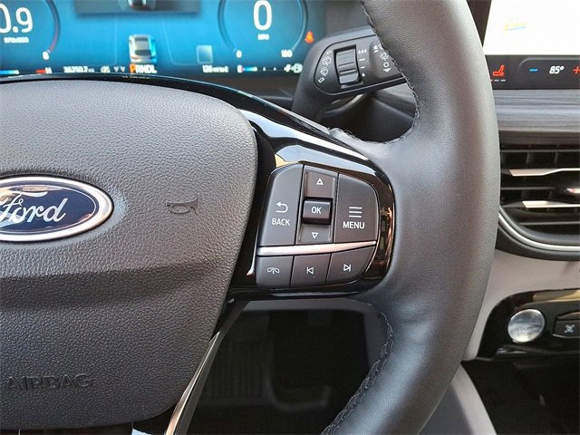 Certified 2023 Ford Escape Platinum w/ Premium Technology Package image 23