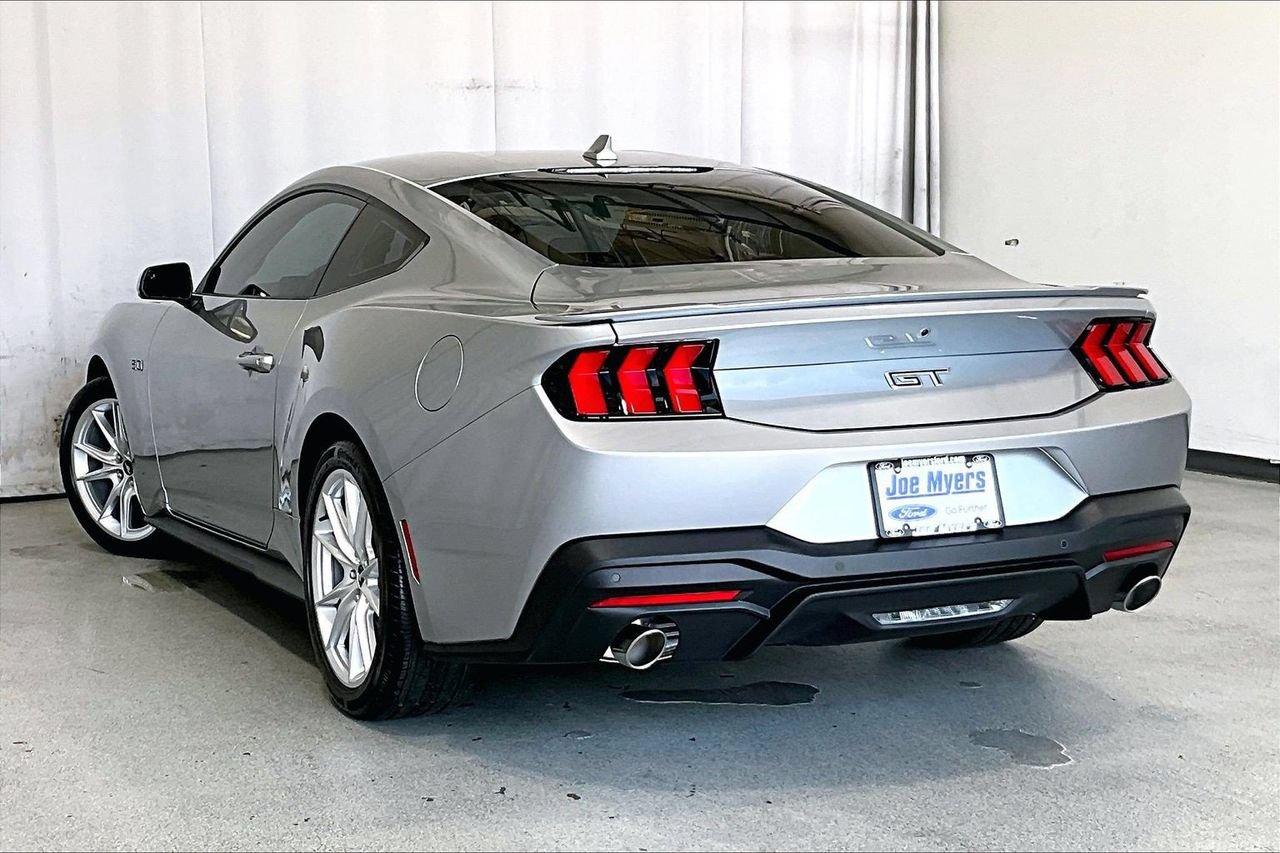 Certified 2025 Ford Mustang GT Premium RWD image 10